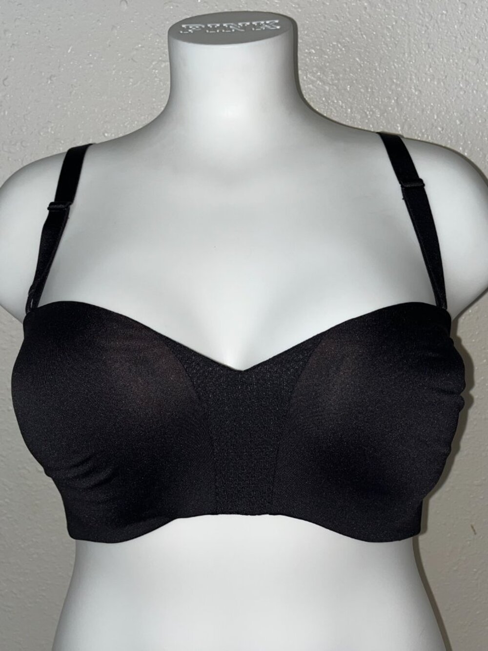 MAIDENFORM STRAPLESS WIRELESS BRA SZ 36D